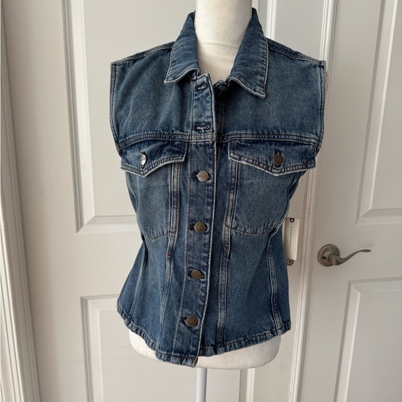 Anthropologie Pilcro Strong Shoulder Peplum Denim Vest. Size M. MSRP $138 - Picture 6 of 17